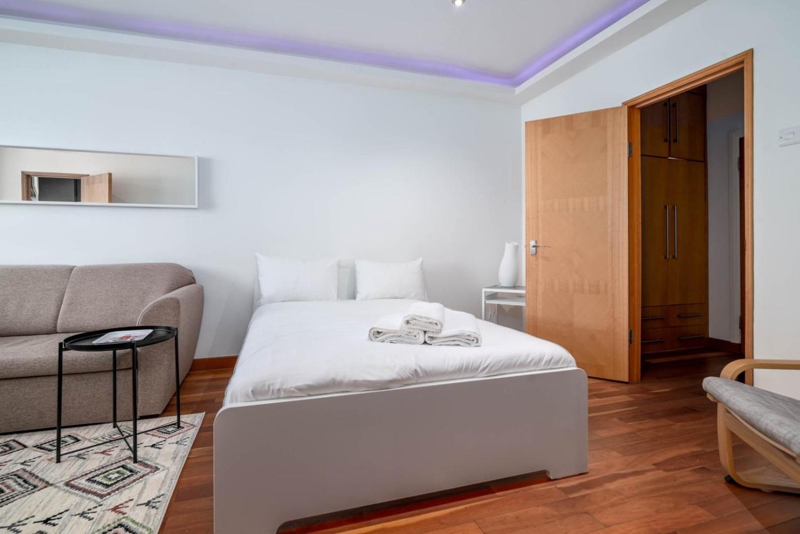 Guestready - Central Converted Mews In Bayswater Lägenhet London Exteriör bild
